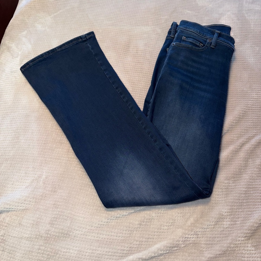 Lucky Brand Women's Dark Blue Stretch Flare Jeans uni size 3 NWOT